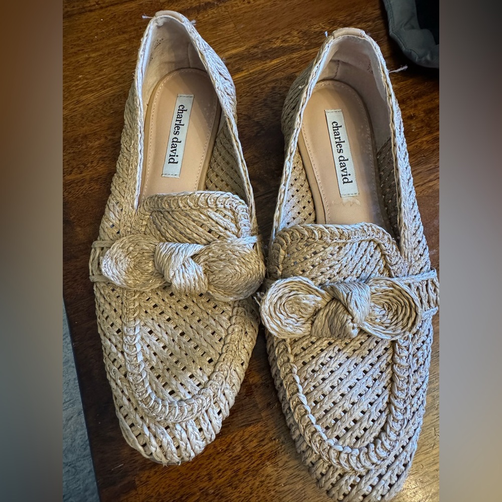 Charles David Finite Womens Loafers - size 7.5